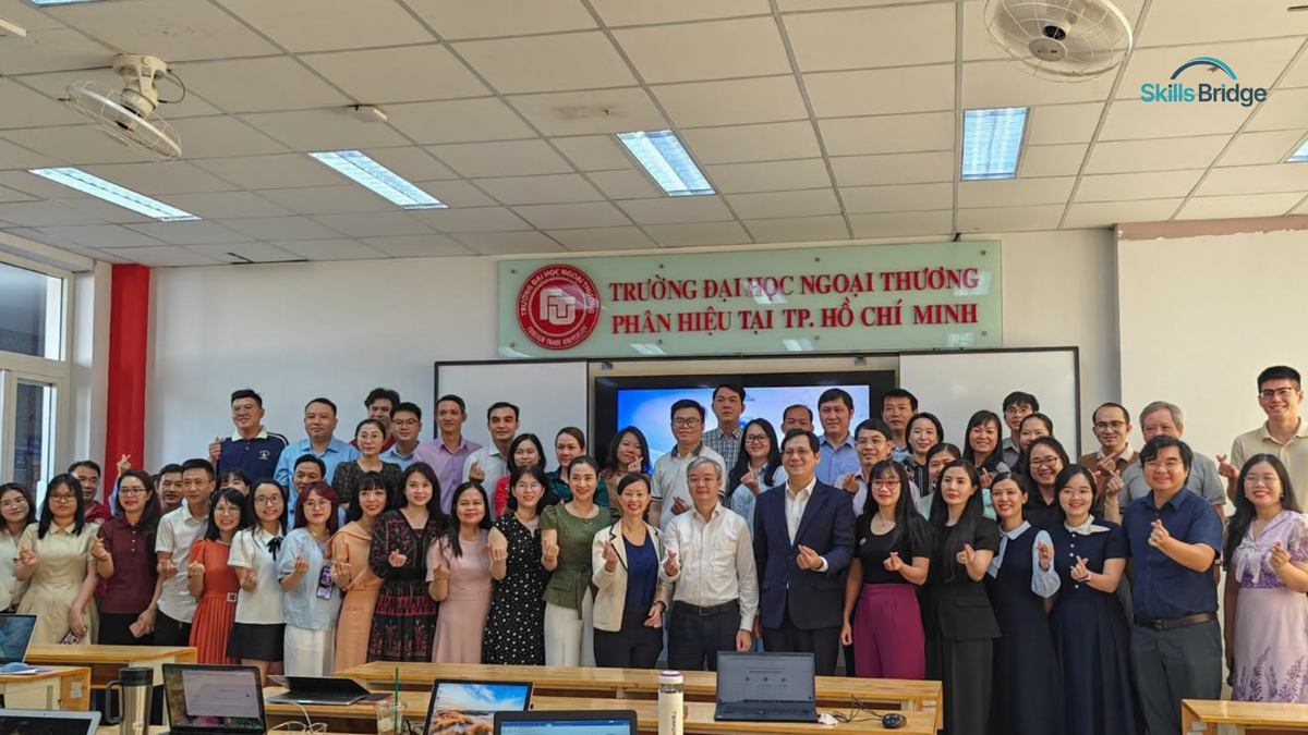 [FTU] Năng suất với AI cho Giáo dục: Nghiên cứu, tạo nội dung và thiết kế slide bằng AI
