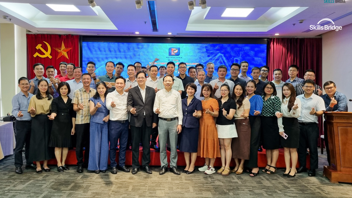 [Petrolimex] Nâng cao năng suất hằng ngày với AI